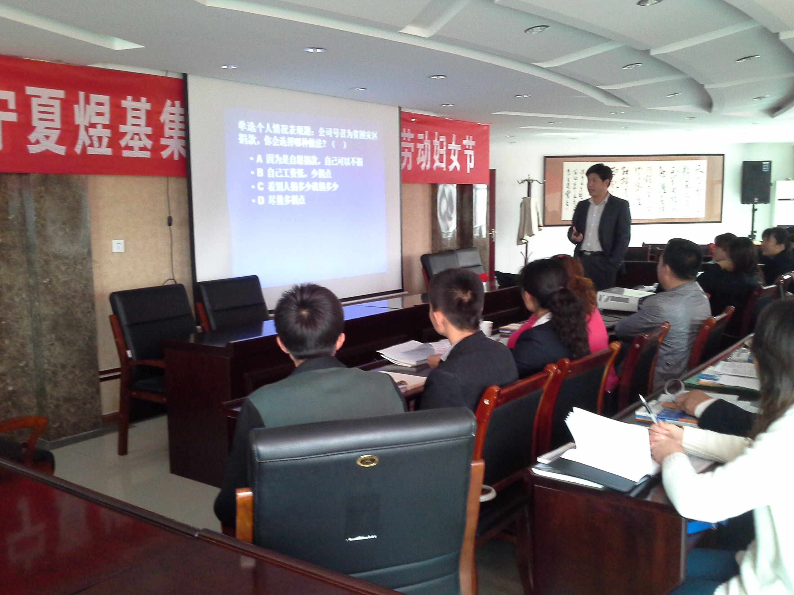 QQͼƬ20140421175135.jpg